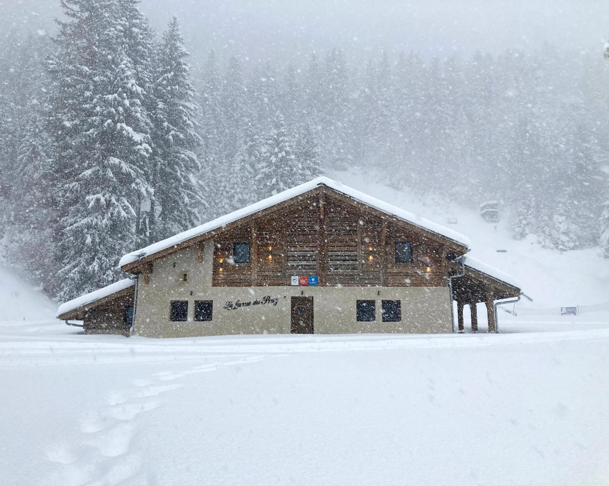 Готель La Ferme Du Praz Ле-Контамін-Монжуа Екстер'єр фото